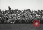 Standbild Adolf Hitler spricht auf 120 tausend Menschen in Erfurt Deutschland Erfurt Deutschland, 1933, aus Sekunde 23 historischem Filmmaterial Videoclip 65675061184