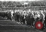 Standbild Adolf Hitler spricht auf 120 tausend Menschen in Erfurt Deutschland Erfurt Deutschland, 1933, aus Sekunde 43 historischem Filmmaterial Videoclip 65675061184