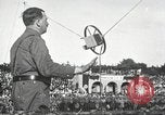 Standbild Adolf Hitler spricht auf 120 tausend Menschen in Erfurt Deutschland Erfurt Deutschland, 1933, aus Sekunde 53 historischem Filmmaterial Videoclip 65675061184