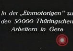 Image Adolf Hitler parle de foule de travailleurs à Gera en Thuringe Allemagne Gera Allemagne, 1932, de la seconde 3 séquences d'archives historiques vidéo 65675061185