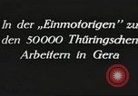 Image Adolf Hitler parle de foule de travailleurs à Gera en Thuringe Allemagne Gera Allemagne, 1932, de la seconde 5 séquences d'archives historiques vidéo 65675061185