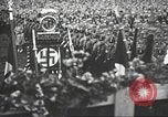 Image Adolf Hitler parle de foule de travailleurs à Gera en Thuringe Allemagne Gera Allemagne, 1932, de la seconde 28 séquences d'archives historiques vidéo 65675061185