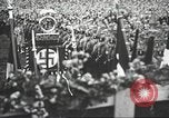 Image Adolf Hitler parle de foule de travailleurs à Gera en Thuringe Allemagne Gera Allemagne, 1932, de la seconde 29 séquences d'archives historiques vidéo 65675061185