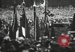Image Adolf Hitler parle de foule de travailleurs à Gera en Thuringe Allemagne Gera Allemagne, 1932, de la seconde 47 séquences d'archives historiques vidéo 65675061185