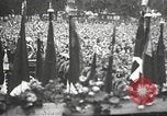 Image Adolf Hitler parle de foule de travailleurs à Gera en Thuringe Allemagne Gera Allemagne, 1932, de la seconde 53 séquences d'archives historiques vidéo 65675061185