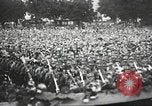 Image Adolf Hitler parle de foule de travailleurs à Gera en Thuringe Allemagne Gera Allemagne, 1932, de la seconde 62 séquences d'archives historiques vidéo 65675061185