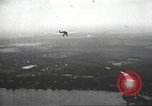 Image Adolf Hitler les mouches à parler au rallye nazie à Francfort Allemagne, 1932, de la seconde 4 séquences d'archives historiques vidéo 65675061187
