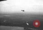 Image Adolf Hitler les mouches à parler au rallye nazie à Francfort Allemagne, 1932, de la seconde 12 séquences d'archives historiques vidéo 65675061187