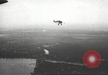 Image Adolf Hitler les mouches à parler au rallye nazie à Francfort Allemagne, 1932, de la seconde 17 séquences d'archives historiques vidéo 65675061187