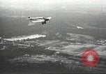 Image Adolf Hitler les mouches à parler au rallye nazie à Francfort Allemagne, 1932, de la seconde 23 séquences d'archives historiques vidéo 65675061187
