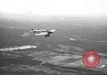 Image Adolf Hitler les mouches à parler au rallye nazie à Francfort Allemagne, 1932, de la seconde 25 séquences d'archives historiques vidéo 65675061187
