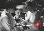 Standbild Hitler Madchen Deutschland, 1944, aus Sekunde 29 historischem Filmmaterial Videoclip 65675061193