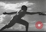 Standbild Hitler Madchen Deutschland, 1944, aus Sekunde 26 historischem Filmmaterial Videoclip 65675061194