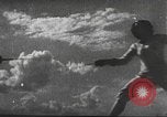 Standbild Hitler Madchen Deutschland, 1944, aus Sekunde 33 historischem Filmmaterial Videoclip 65675061194
