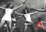 Standbild Hitler Madchen Deutschland, 1944, aus Sekunde 28 historischem Filmmaterial Videoclip 65675061195