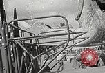 Image survivants du USS Indianapolis Guam Îles Mariannes, 1945, de la seconde 36 séquences d'archives historiques vidéo 65675061212