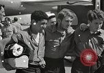 Image survivants du USS Indianapolis Guam Îles Mariannes, 1945, de la seconde 58 séquences d'archives historiques vidéo 65675061212