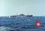 Standbild United States Navy officers Pacific Theater, 1944, aus Sekunde 4 historischem Filmmaterial Videoclip 65675061219
