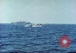 Standbild United States Navy officers Pacific Theater, 1944, aus Sekunde 16 historischem Filmmaterial Videoclip 65675061219
