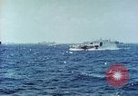 Standbild United States Navy officers Pacific Theater, 1944, aus Sekunde 19 historischem Filmmaterial Videoclip 65675061219
