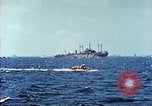 Standbild United States Navy officers Pacific Theater, 1944, aus Sekunde 29 historischem Filmmaterial Videoclip 65675061219