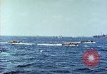 Standbild United States Navy officers Pacific Theater, 1944, aus Sekunde 31 historischem Filmmaterial Videoclip 65675061219