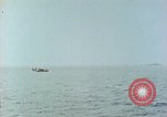 Standbild United States Navy officers Pacific Theater, 1944, aus Sekunde 42 historischem Filmmaterial Videoclip 65675061219
