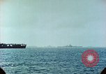 Standbild US-Kriegsschiffe in einem Zweiten Weltkrieg Task Force Pacific Theater, 1944, aus Sekunde 7 historischem Filmmaterial Videoclip 65675061220