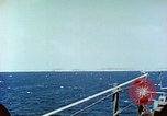 Standbild US-Kriegsschiffe in einem Zweiten Weltkrieg Task Force Pacific Theater, 1944, aus Sekunde 28 historischem Filmmaterial Videoclip 65675061220
