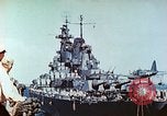 Standbild US-Kriegsschiffe in einem Zweiten Weltkrieg Task Force Pacific Theater, 1944, aus Sekunde 30 historischem Filmmaterial Videoclip 65675061220
