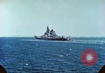 Standbild US-Kriegsschiffe in einem Zweiten Weltkrieg Task Force Pacific Theater, 1944, aus Sekunde 45 historischem Filmmaterial Videoclip 65675061220