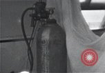 Standbild Überlebenden der USS Indianapolis Peleliu Palau Inseln, 1945, aus Sekunde 16 historischem Filmmaterial Videoclip 65675061227