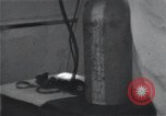 Standbild Überlebenden der USS Indianapolis Peleliu Palau Inseln, 1945, aus Sekunde 19 historischem Filmmaterial Videoclip 65675061227