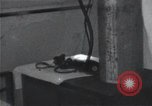 Standbild Überlebenden der USS Indianapolis Peleliu Palau Inseln, 1945, aus Sekunde 20 historischem Filmmaterial Videoclip 65675061227