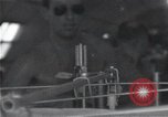 Standbild Überlebenden der USS Indianapolis Peleliu Palau Inseln, 1945, aus Sekunde 26 historischem Filmmaterial Videoclip 65675061227