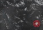 Standbild Überlebenden der USS Indianapolis Peleliu Palau Inseln, 1945, aus Sekunde 36 historischem Filmmaterial Videoclip 65675061227