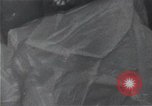 Standbild Überlebenden der USS Indianapolis Peleliu Palau Inseln, 1945, aus Sekunde 39 historischem Filmmaterial Videoclip 65675061227