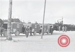 Standbild Überlebenden der USS Indianapolis Peleliu Palau Inseln, 1945, aus Sekunde 22 historischem Filmmaterial Videoclip 65675061228