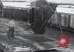 Standbild Überlebenden der USS Indianapolis Peleliu Palau Inseln, 1945, aus Sekunde 52 historischem Filmmaterial Videoclip 65675061228