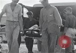 Standbild Überlebenden der USS Indianapolis Peleliu Palau Inseln, 1945, aus Sekunde 57 historischem Filmmaterial Videoclip 65675061228