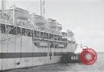 Standbild USS Ruhe AH-14 Peleliu Palau Inseln, 1945, aus Sekunde 7 historischem Filmmaterial Videoclip 65675061233