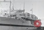 Standbild USS Ruhe AH-14 Peleliu Palau Inseln, 1945, aus Sekunde 31 historischem Filmmaterial Videoclip 65675061233