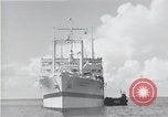 Standbild USS Ruhe AH-14 Peleliu Palau Inseln, 1945, aus Sekunde 39 historischem Filmmaterial Videoclip 65675061233