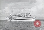 Standbild USS Ruhe AH-14 Peleliu Palau Inseln, 1945, aus Sekunde 52 historischem Filmmaterial Videoclip 65675061233