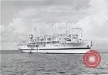 Standbild USS Ruhe AH-14 Peleliu Palau Inseln, 1945, aus Sekunde 54 historischem Filmmaterial Videoclip 65675061233