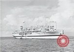 Standbild USS Ruhe AH-14 Peleliu Palau Inseln, 1945, aus Sekunde 56 historischem Filmmaterial Videoclip 65675061233