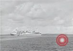 Standbild USS Ruhe AH-14 Peleliu Palau Inseln, 1945, aus Sekunde 61 historischem Filmmaterial Videoclip 65675061233