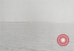 Image Landing Craft Tank d'Enewetak Atoll Iles Marshall, 1944, de la seconde 61 séquences d'archives historiques vidéo 65675061234