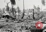 Standbild USA Soldaten Enewetak Atoll Marshall Inseln, 1944, aus Sekunde 8 historischem Filmmaterial Videoclip 65675061235