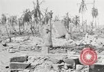 Standbild USA Soldaten Enewetak Atoll Marshall Inseln, 1944, aus Sekunde 16 historischem Filmmaterial Videoclip 65675061235